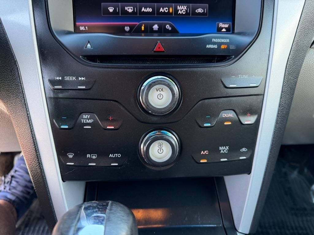Ford Explorer XLT FWD 2013