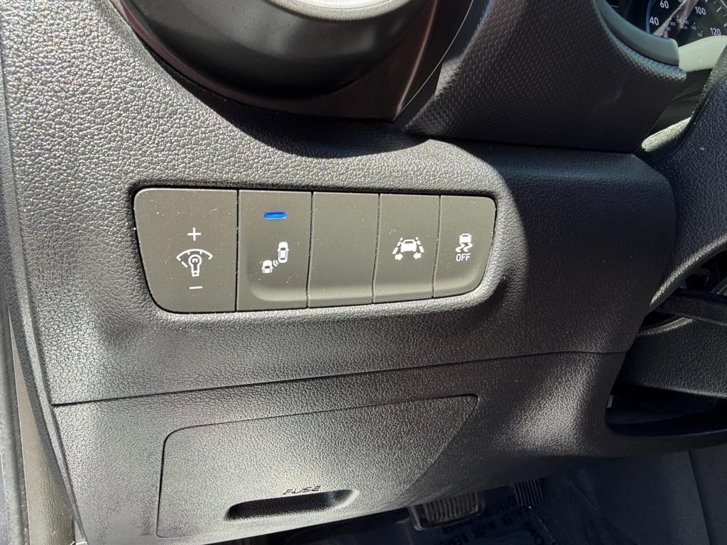 Hyundai Kona SEL w/Contrast Roof 2019