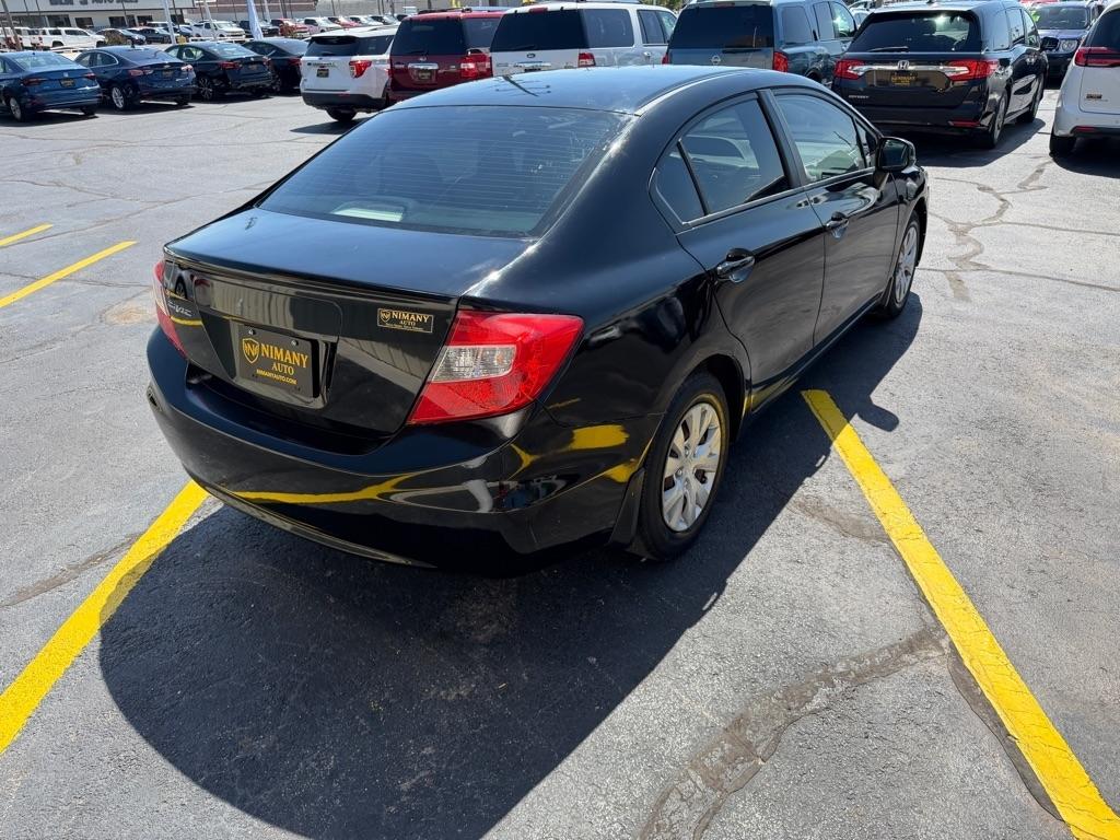 Honda Civic LX Sedan 5-Speed AT 2012