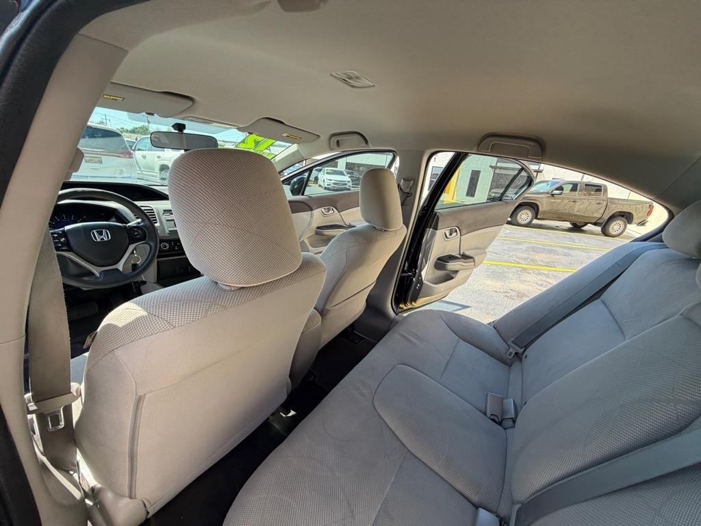 Honda Civic LX Sedan 5-Speed AT 2012