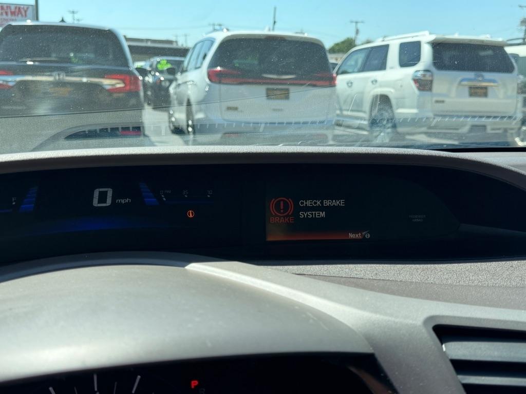 Honda Civic LX Sedan 5-Speed AT 2012