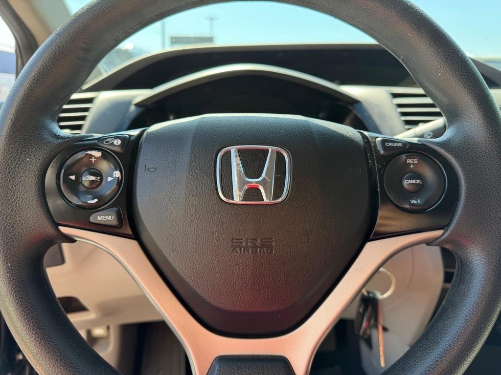 Honda Civic LX Sedan 5-Speed AT 2012