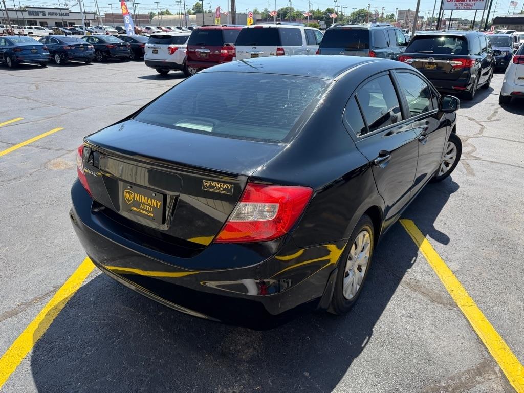 Honda Civic LX Sedan 5-Speed AT 2012