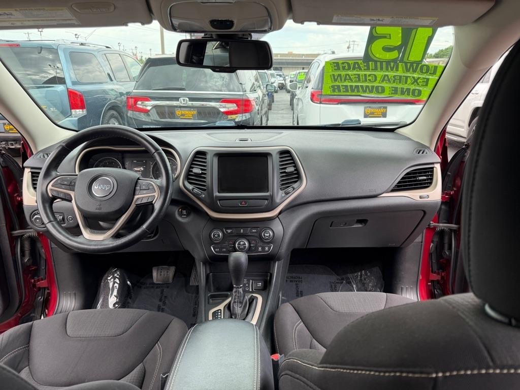 Jeep Cherokee Latitude FWD 2015