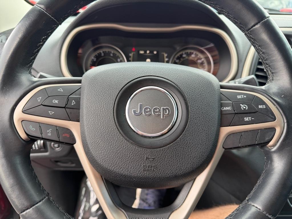 Jeep Cherokee Latitude FWD 2015