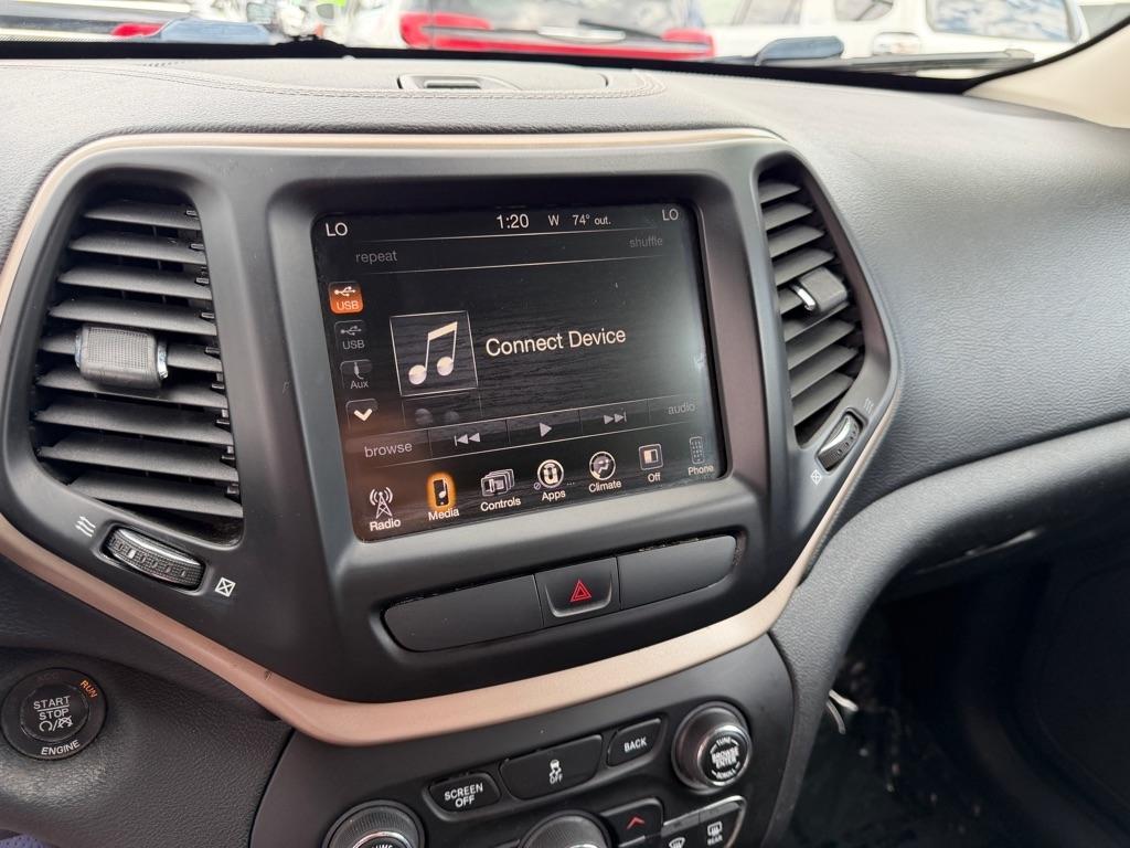 Jeep Cherokee Latitude FWD 2015