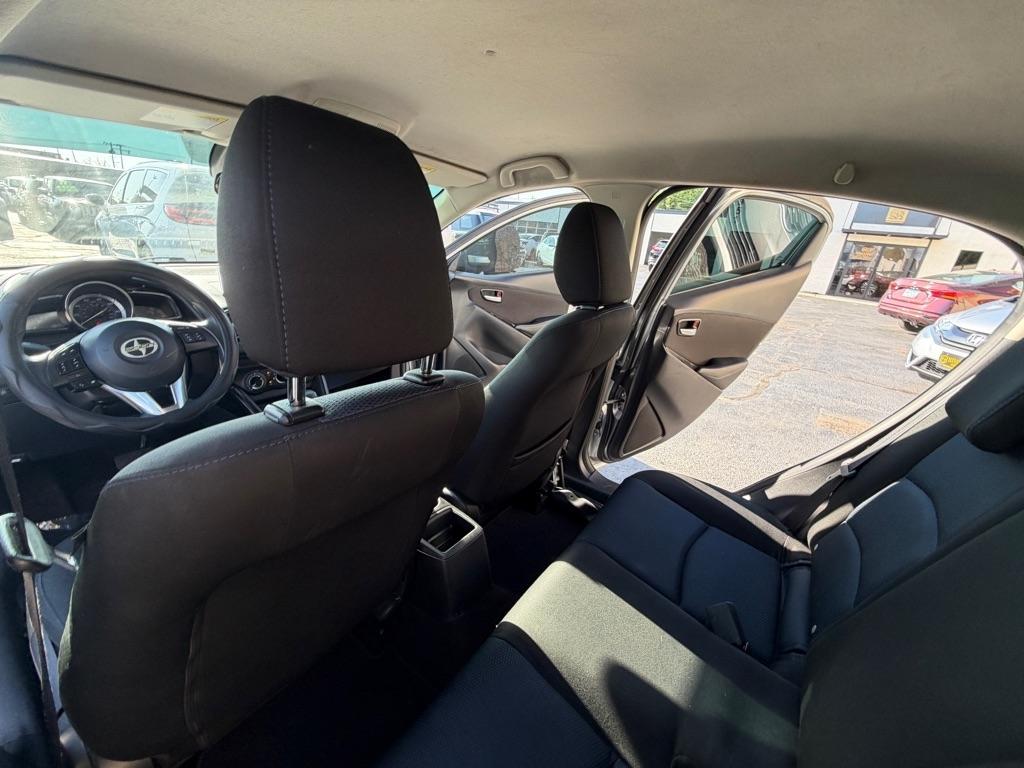 Scion iA 6A 2016