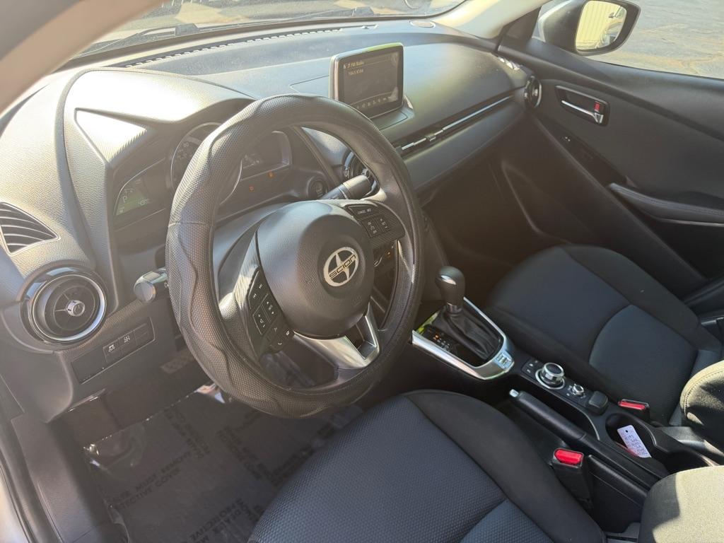 Scion iA 6A 2016