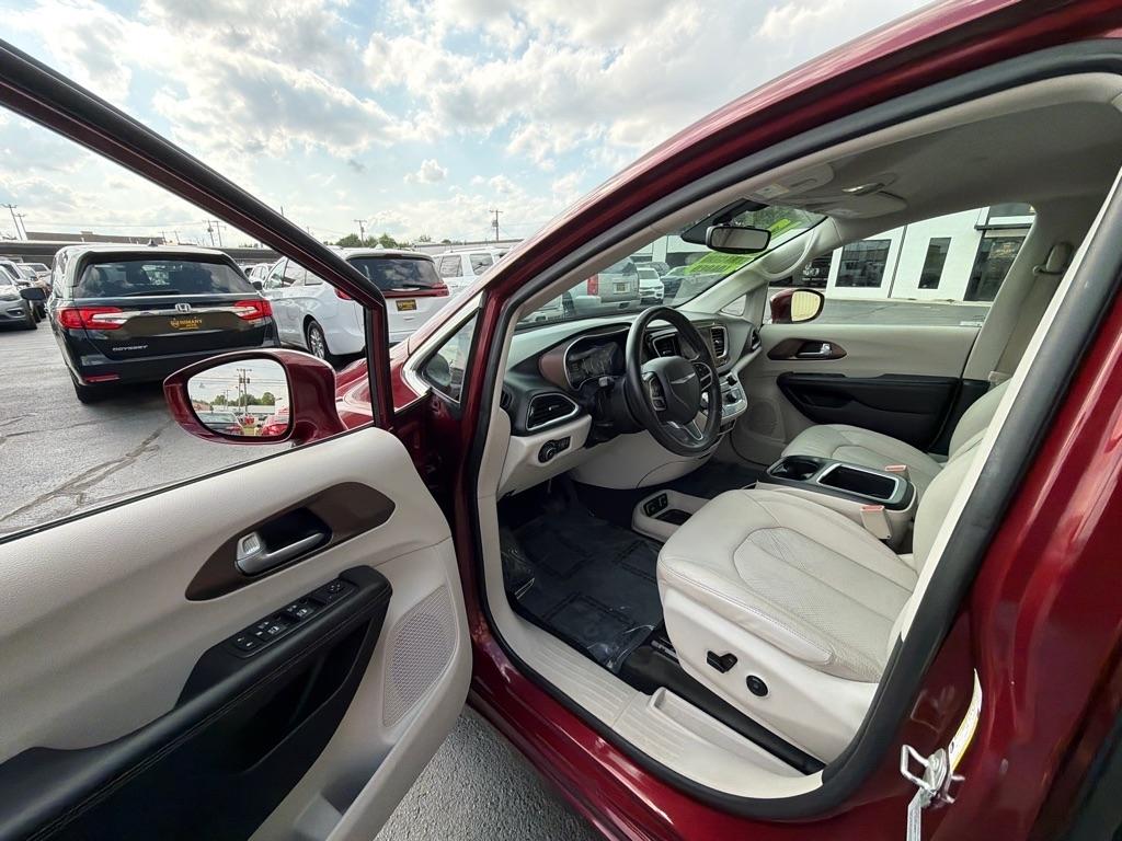 Chrysler Pacifica Touring-L Plus 2017