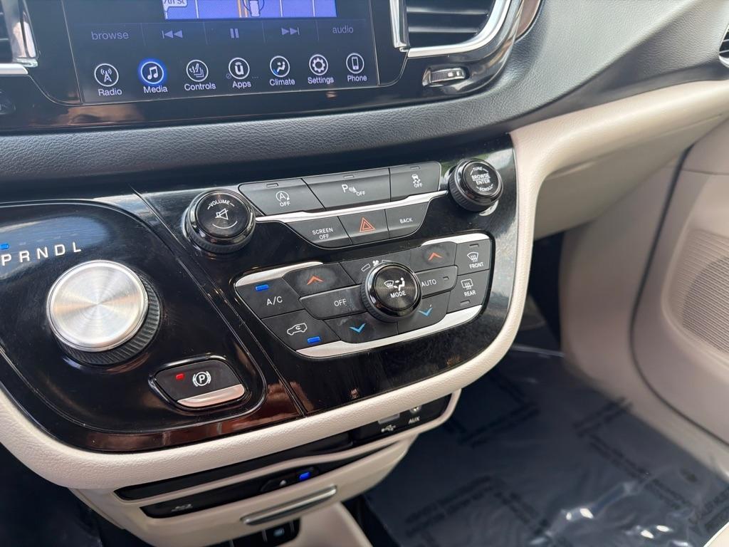 Chrysler Pacifica Touring-L Plus 2017