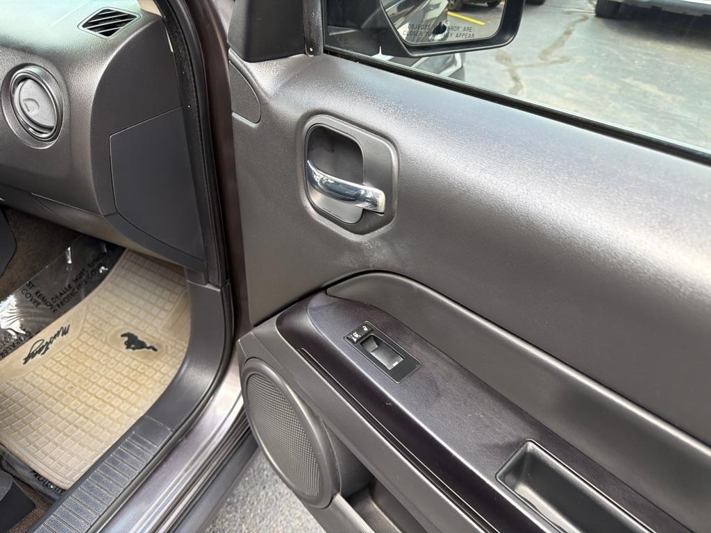 Jeep Patriot Latitude 2WD 2015