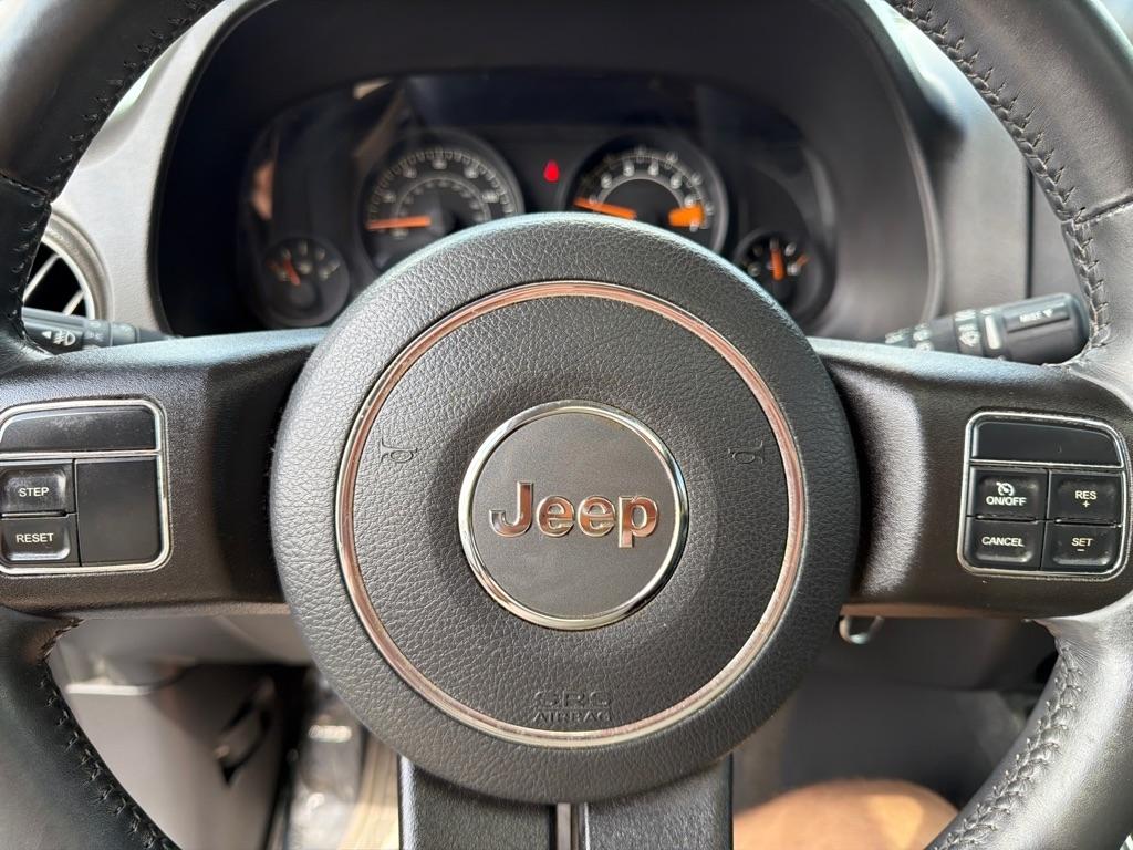 Jeep Patriot Latitude 2WD 2015