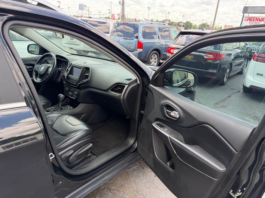 Jeep Cherokee Latitude Plus FWD 2019