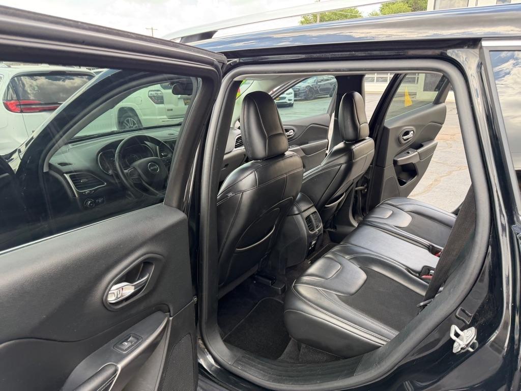 Jeep Cherokee Latitude Plus FWD 2019