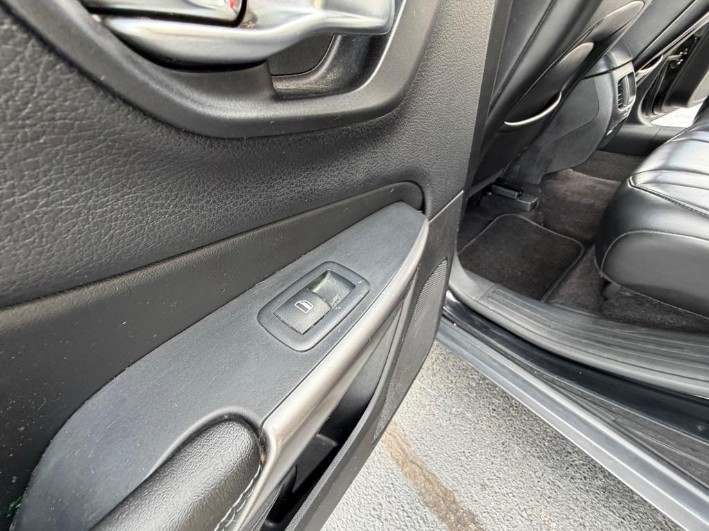 Jeep Cherokee Latitude Plus FWD 2019
