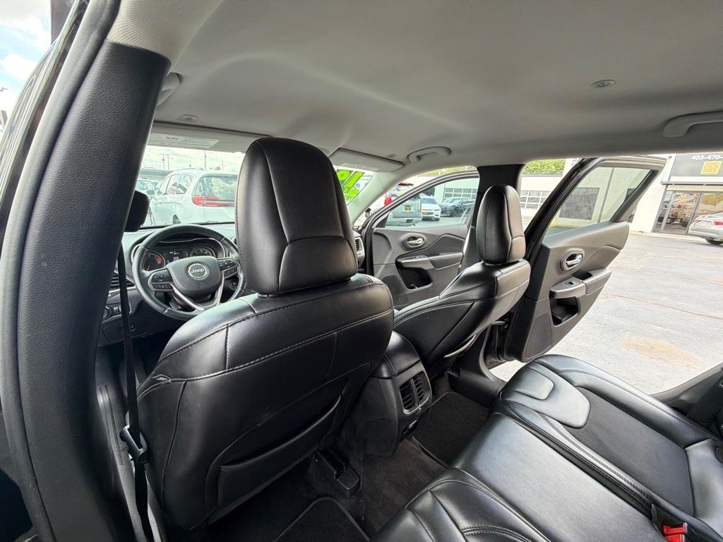 Jeep Cherokee Latitude Plus FWD 2019