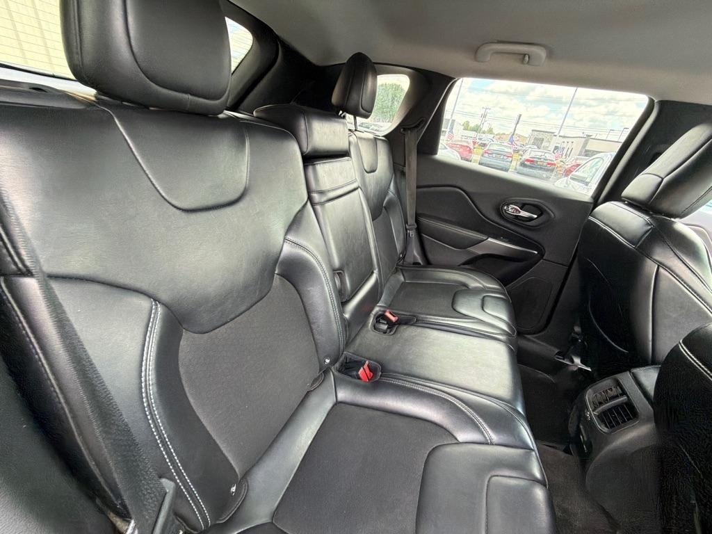 Jeep Cherokee Latitude Plus FWD 2019