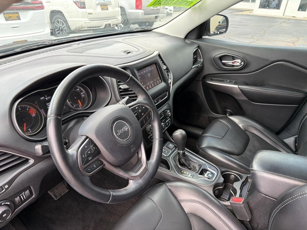 Jeep Cherokee Latitude Plus FWD 2019