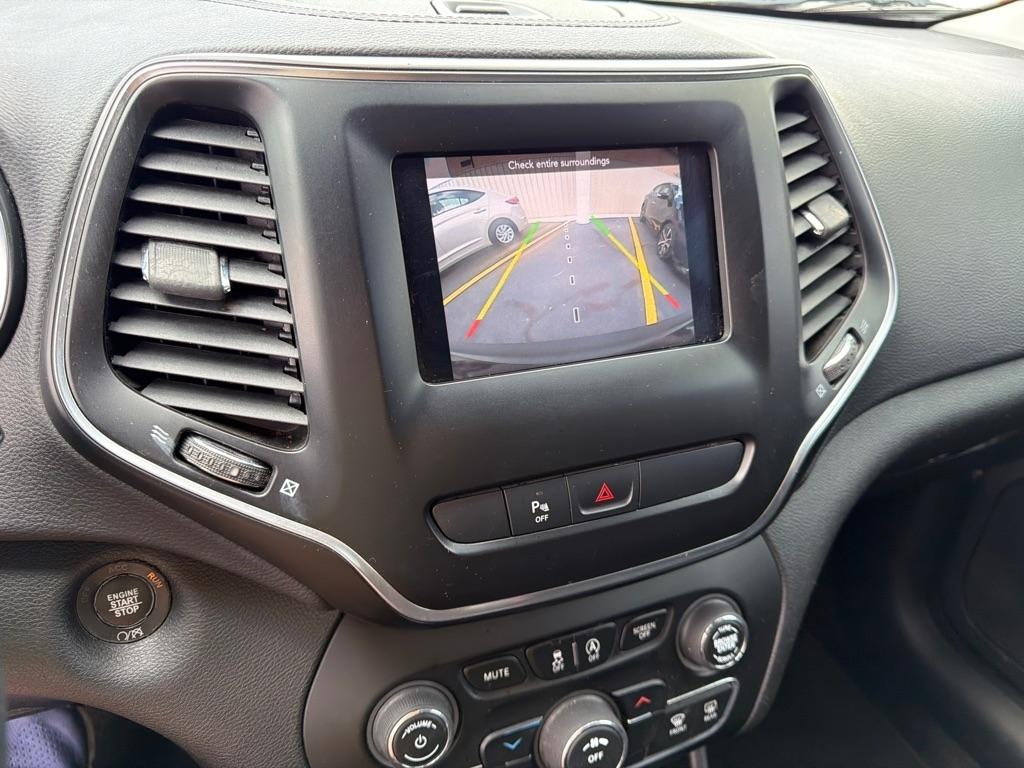 Jeep Cherokee Latitude Plus FWD 2019