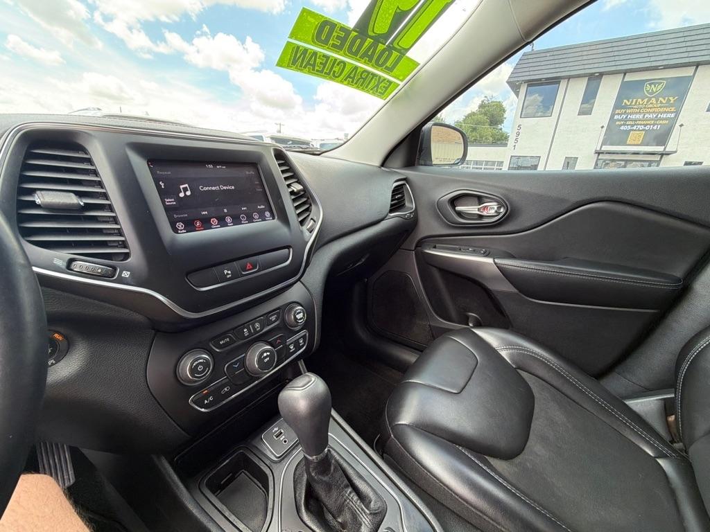 Jeep Cherokee Latitude Plus FWD 2019