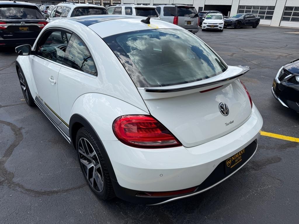 Volkswagen Beetle 1.8T Dune 2016