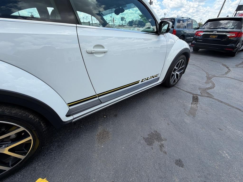 Volkswagen Beetle 1.8T Dune 2016