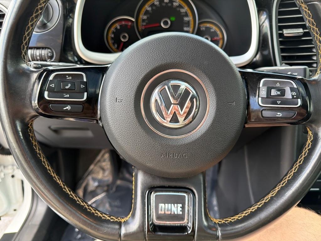 Volkswagen Beetle 1.8T Dune 2016