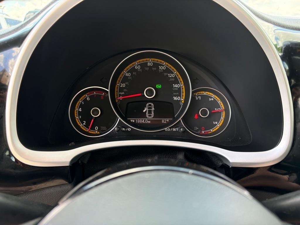 Volkswagen Beetle 1.8T Dune 2016