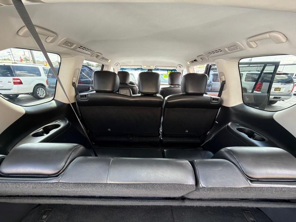 Nissan Armada SV 2WD 2017