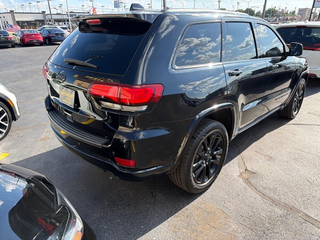 Jeep Grand Cherokee Laredo 4WD 2018
