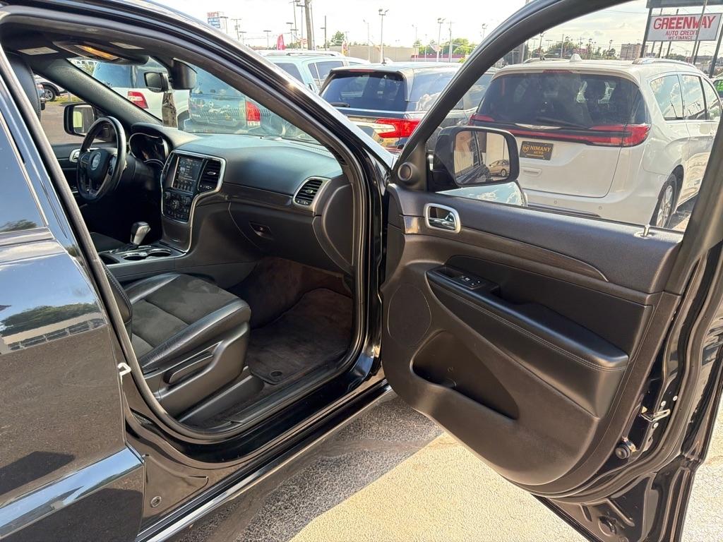 Jeep Grand Cherokee Laredo 4WD 2018
