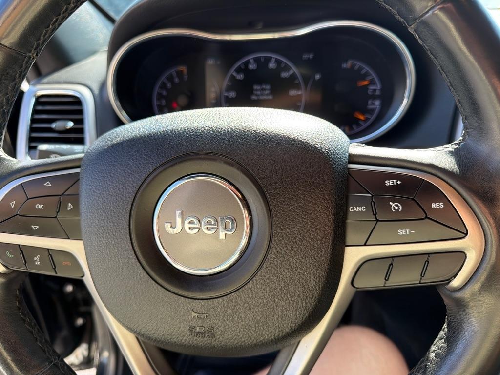 Jeep Grand Cherokee Laredo 4WD 2018