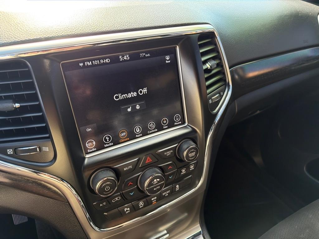 Jeep Grand Cherokee Laredo 4WD 2018