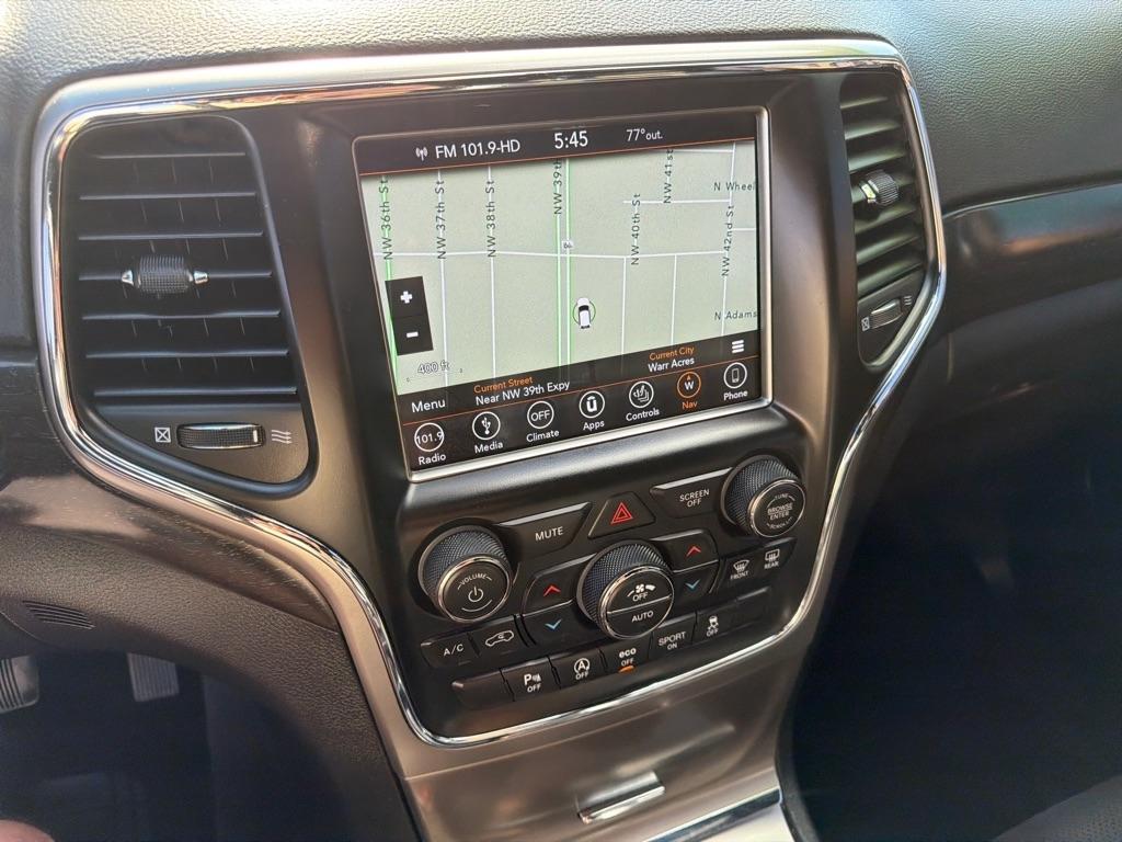 Jeep Grand Cherokee Laredo 4WD 2018