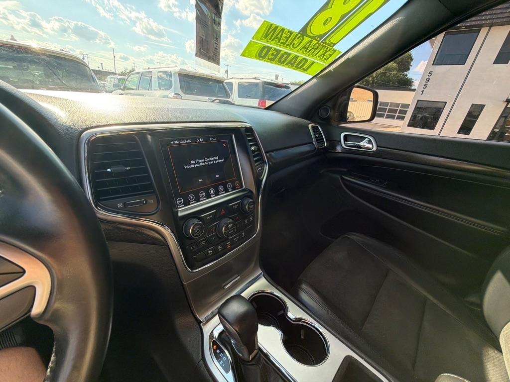 Jeep Grand Cherokee Laredo 4WD 2018