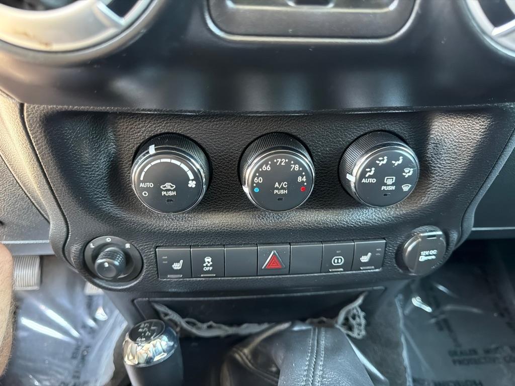 Jeep Wrangler Unlimited Rubicon 4WD 2012
