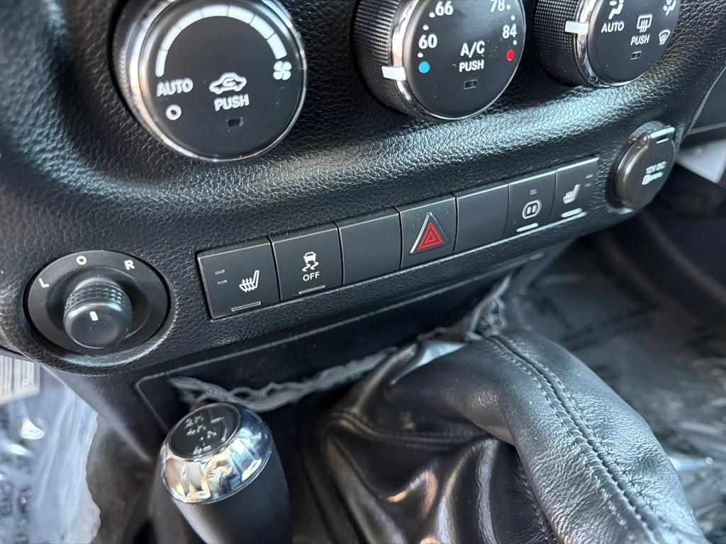 Jeep Wrangler Unlimited Rubicon 4WD 2012