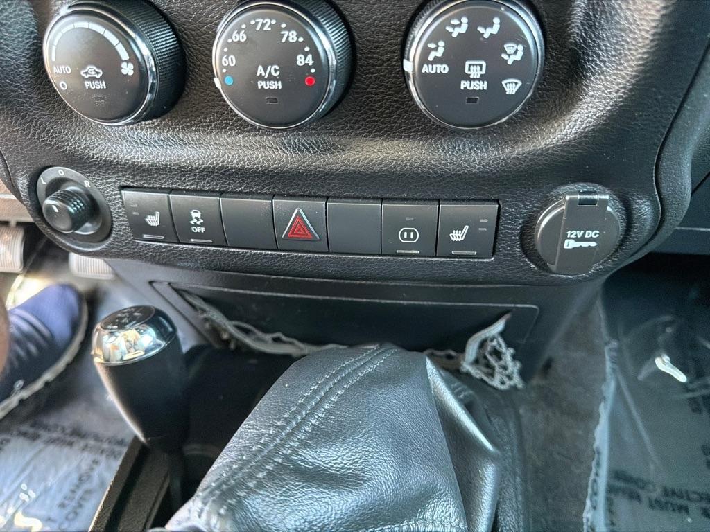 Jeep Wrangler Unlimited Rubicon 4WD 2012
