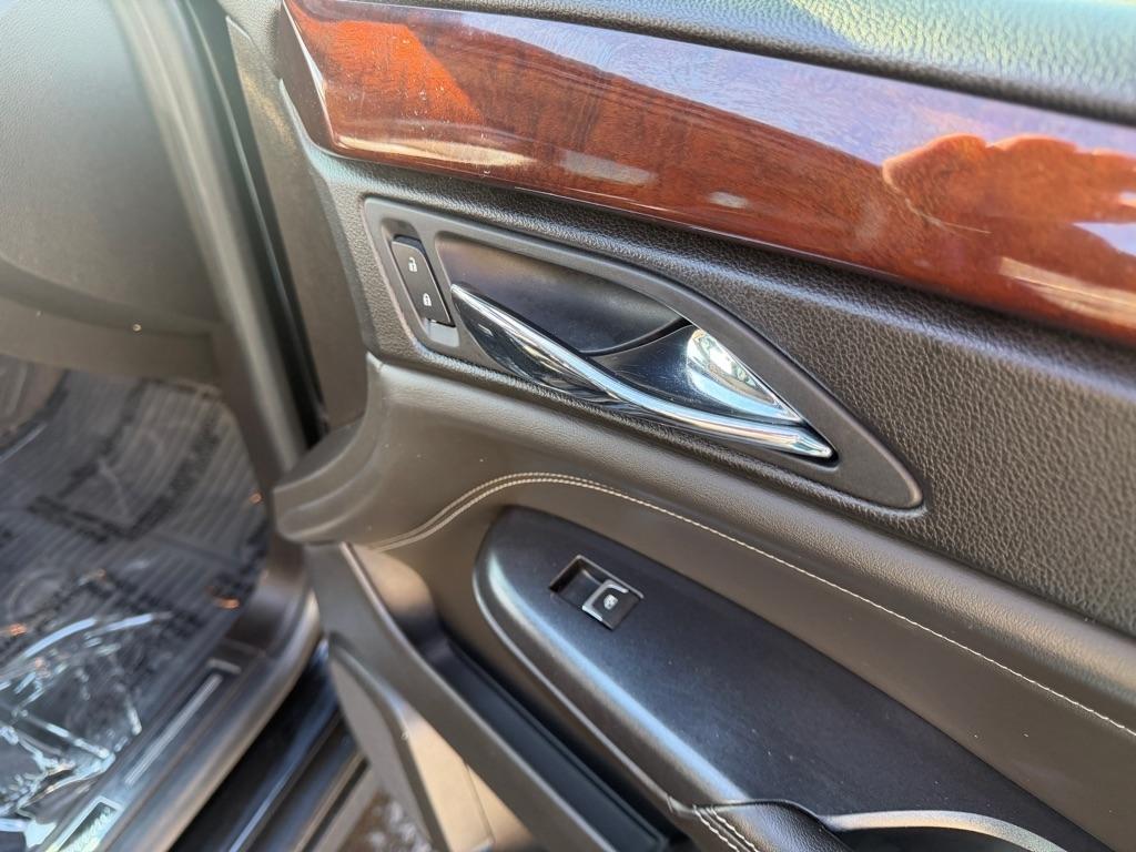 Cadillac SRX Luxury Collection FWD 2015