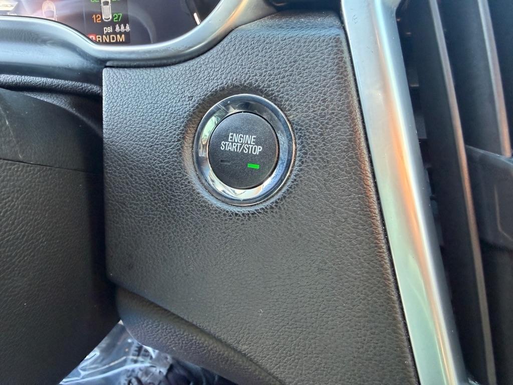 Cadillac SRX Luxury Collection FWD 2015