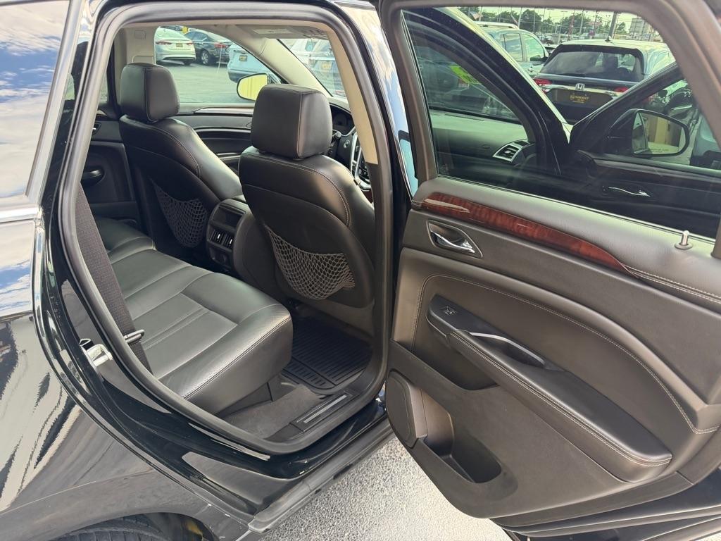 Cadillac SRX Luxury Collection FWD 2015