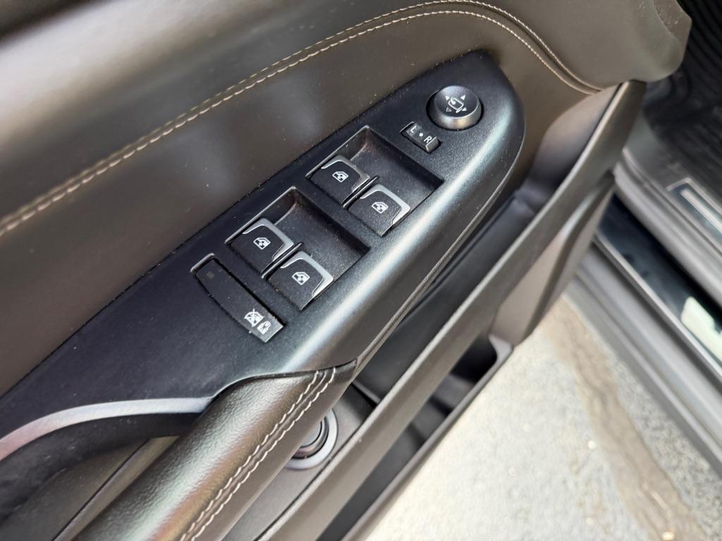Cadillac SRX Luxury Collection FWD 2015