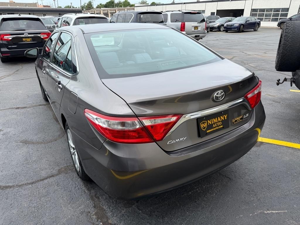 Toyota Camry LE 2017
