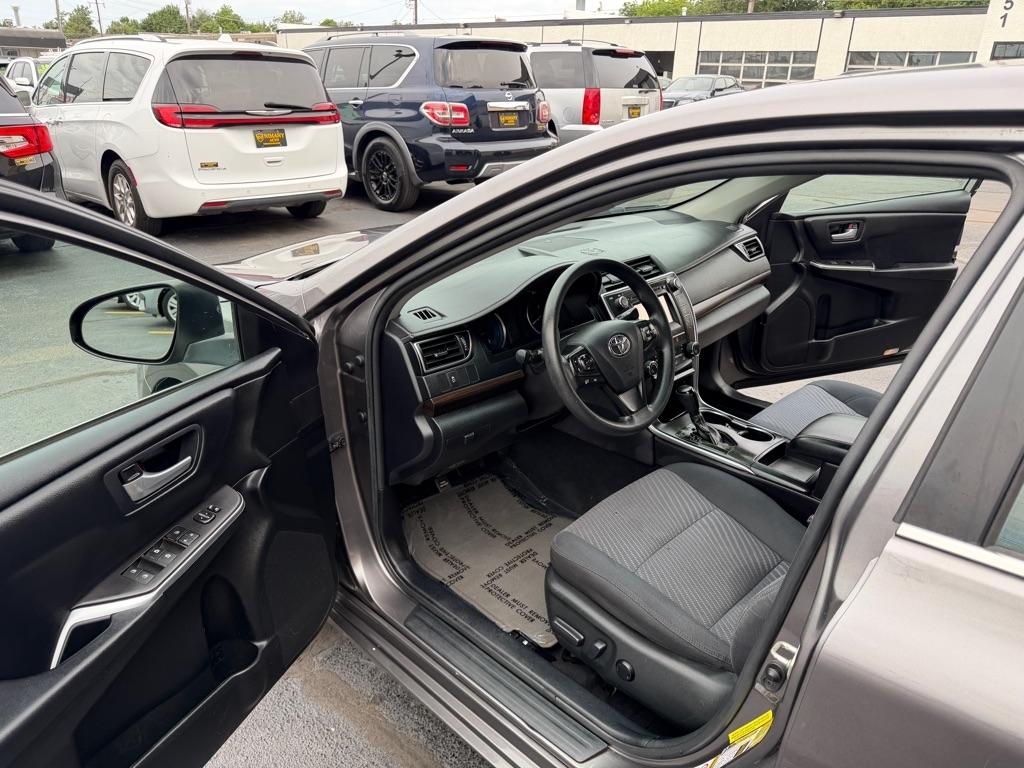 Toyota Camry LE 2017