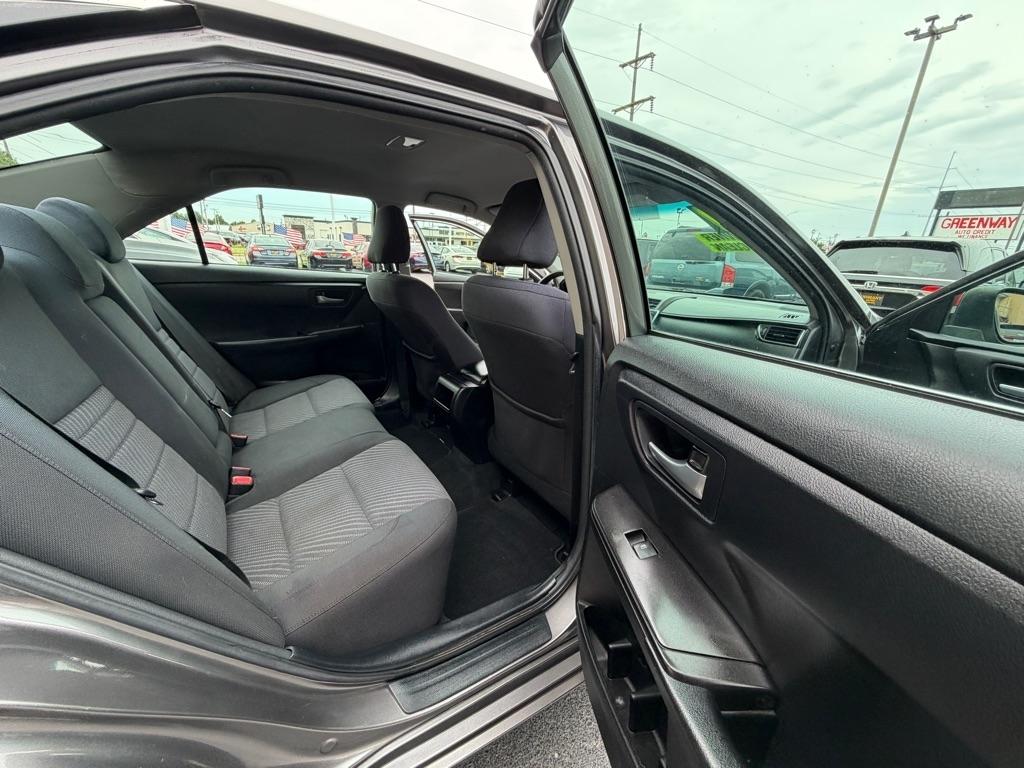 Toyota Camry LE 2017