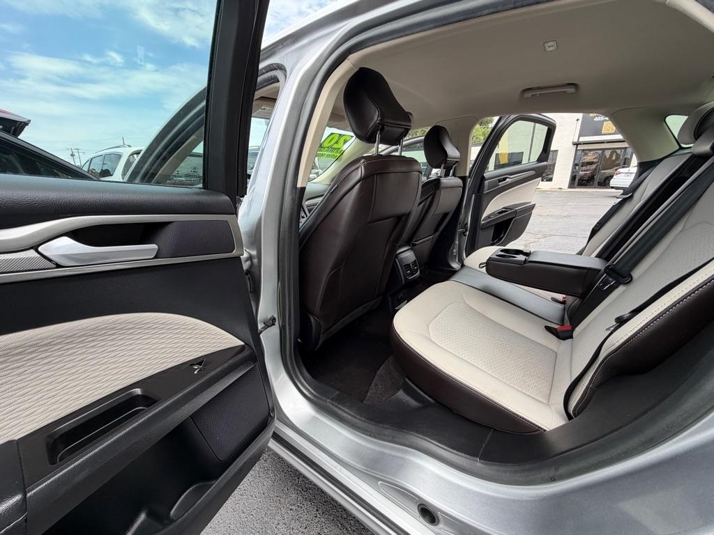 Ford Fusion SE 2020