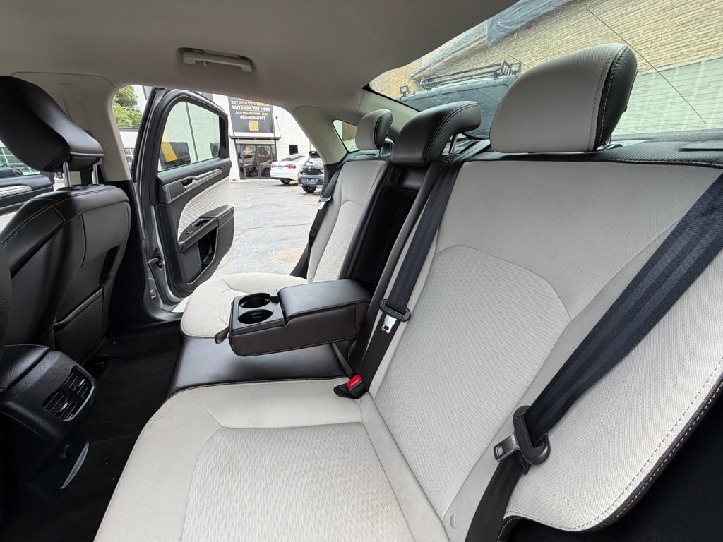 Ford Fusion SE 2020