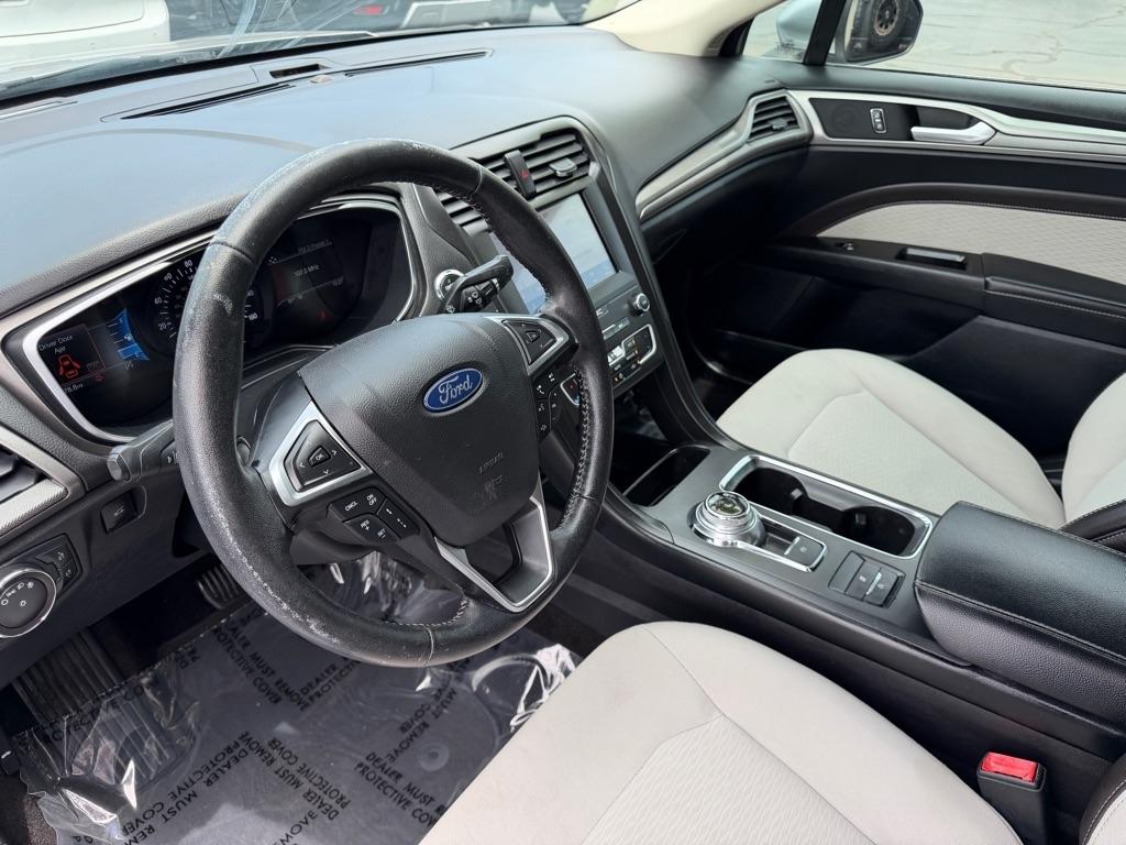 Ford Fusion SE 2020