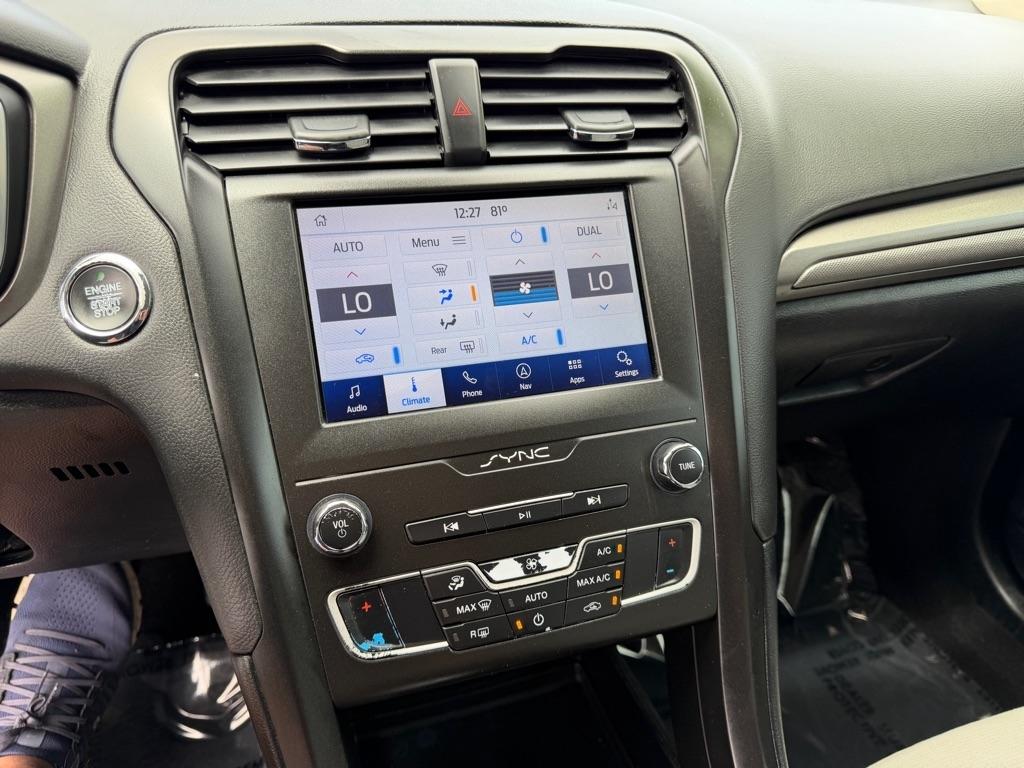 Ford Fusion SE 2020