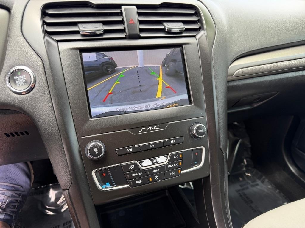 Ford Fusion SE 2020